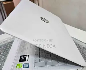 New Laptop HP Pavilion 15 8GB Intel Core I5 HDD 1T