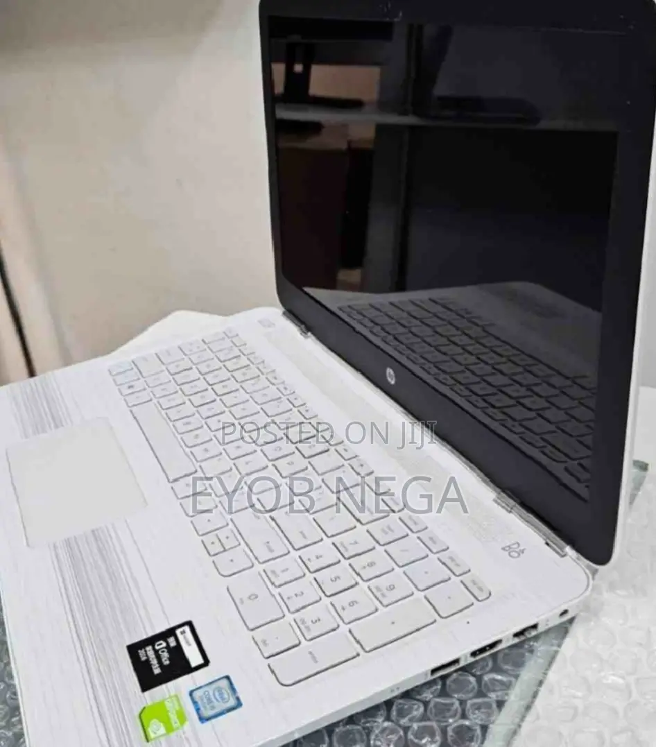 New Laptop HP Pavilion 15 8GB Intel Core I5 HDD 1T