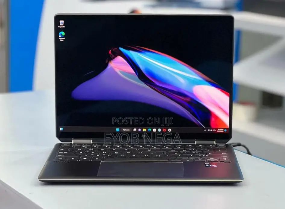 New Laptop HP Spectre 16GB Intel Core I7 SSD 1T