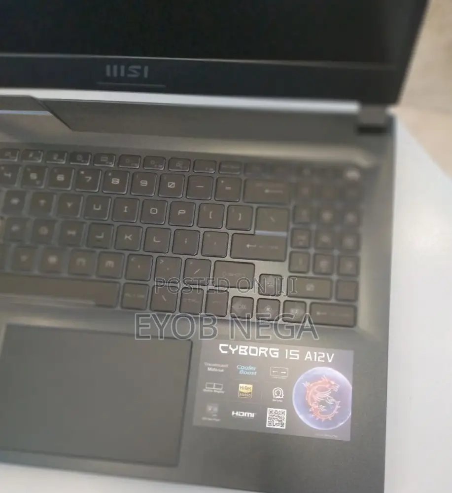 New Laptop MSI Crosshair 15 8GB Intel Core I7 SSD 512GB