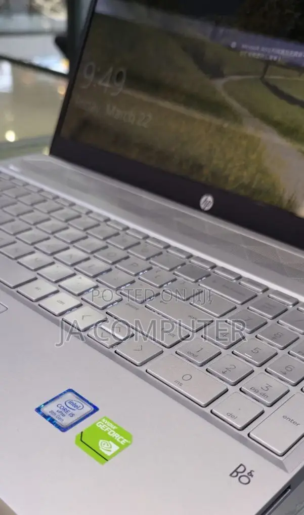 New Laptop HP Pavilion 15 8GB Intel Core I5 HDD+SSD 1T