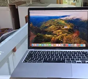 New Laptop Apple MacBook Air 2020 M1 8GB Apple M1 Pro SSD 256GB