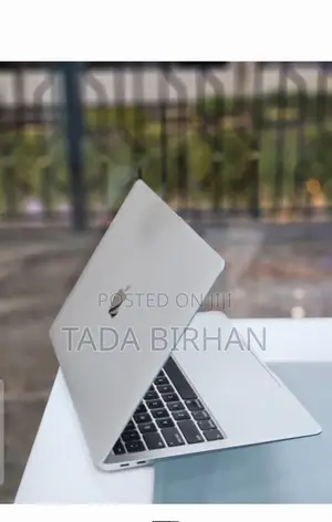 New Laptop Apple MacBook Air 2020 M1 8GB Intel Core I5 SSD 512GB