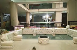 Photo - ምቹና ዘመናዊ ውብ መደገፍያዎች