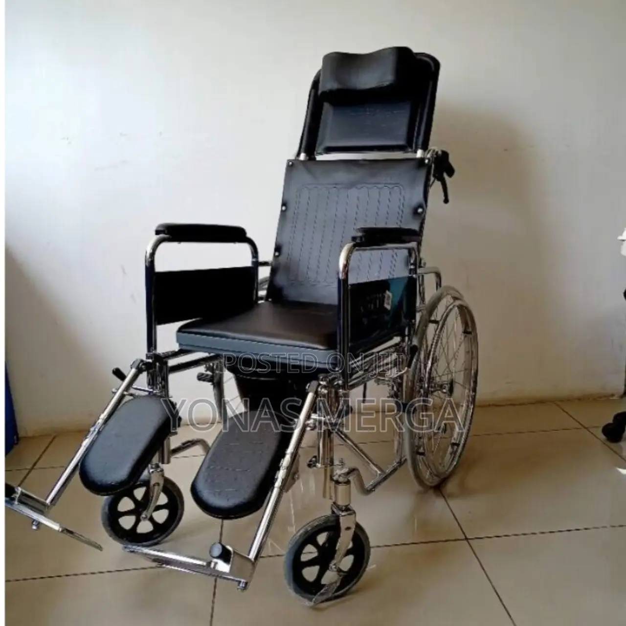 RELAX Wheelchair Spoke Wheel Foldable Detachable Armrest