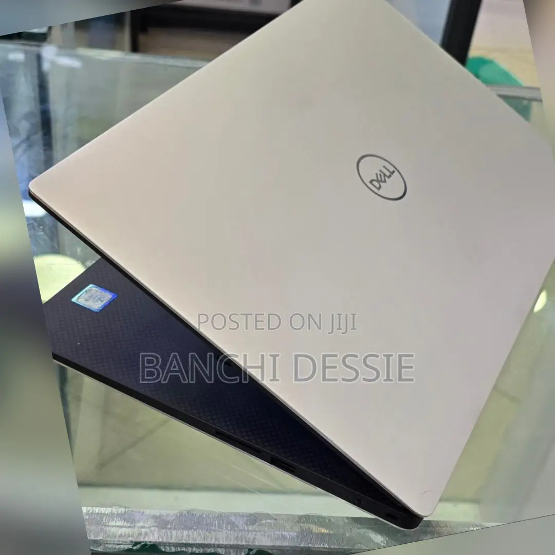 New Laptop Dell XPS 15 16GB Intel Core i9 SSD 512GB