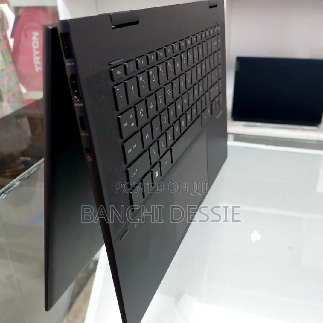 New Laptop HP Envy X360 16GB AMD Ryzen 7 SSD 512GB