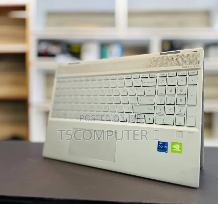 New Laptop HP Envy X360 16GB Intel Core I7 SSD 512GB