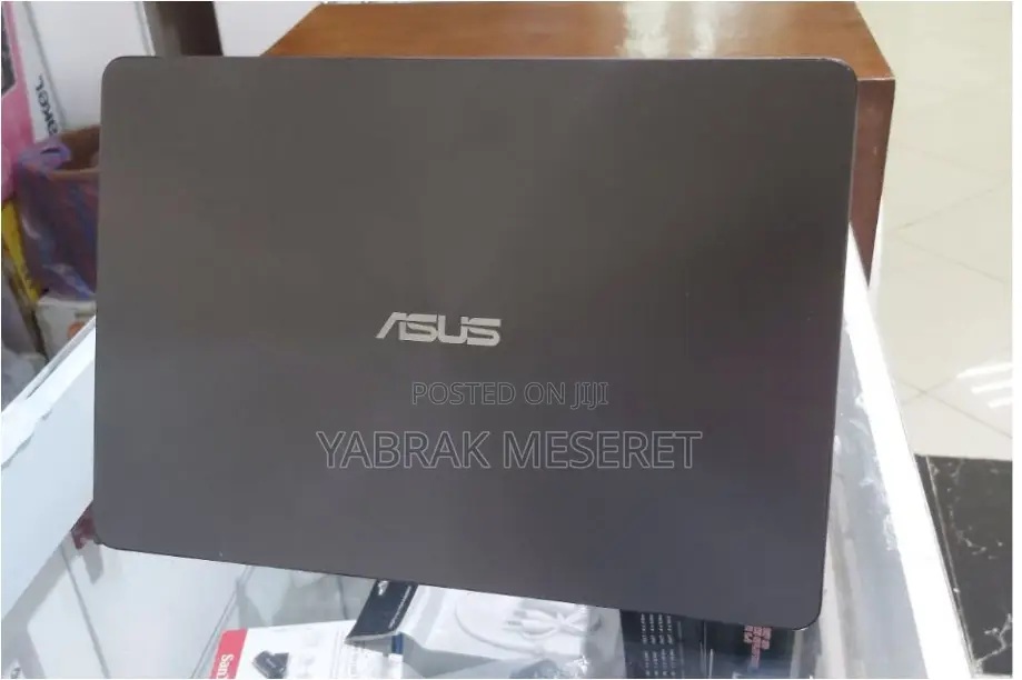 New Laptop Asus 8GB Intel Core I5 SSD 256GB