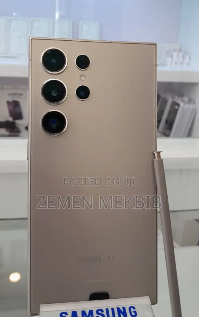 New Laptop Samsung 8GB SSD 256GB