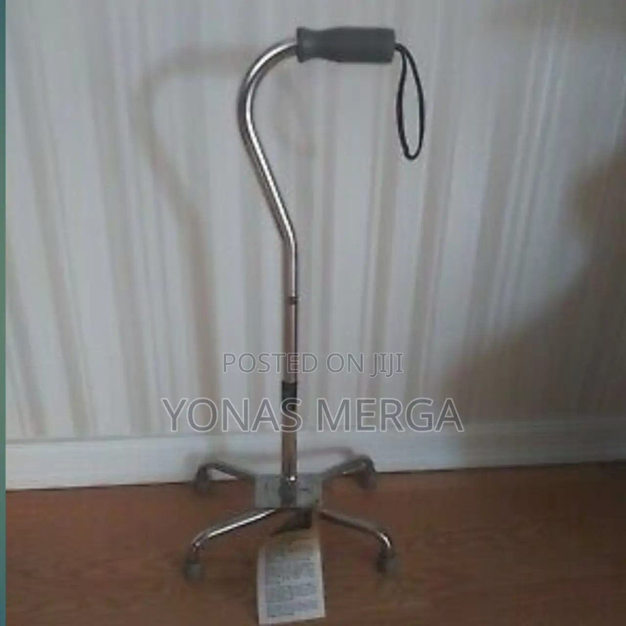 Adjustable Walking Cane With 4 Pronged Base_extra Stability