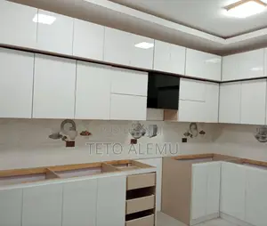 6bdrm House in የሚሸጥ ቤት ቦሌ ቡልቡላ, Bole for sale