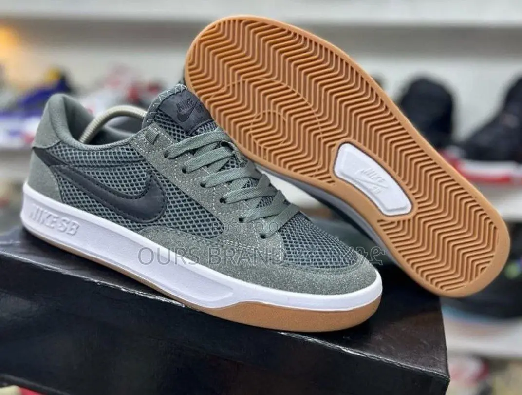 Nike SB Adversary Skate Trainers Shoes