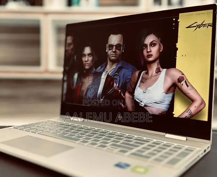 New Laptop HP Envy X360 16GB Intel Core I5 SSD 512GB