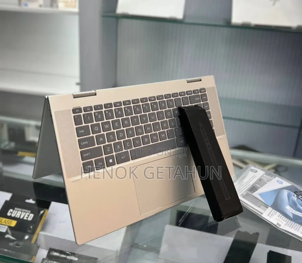 New Laptop HP Envy X360 16GB Intel Core I7 SSD 1T