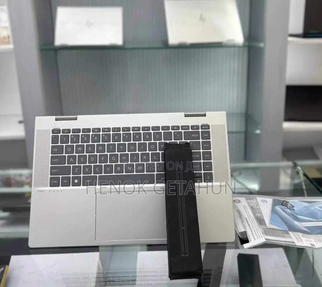 New Laptop HP Envy X360 16GB Intel Core I7 SSD 1T
