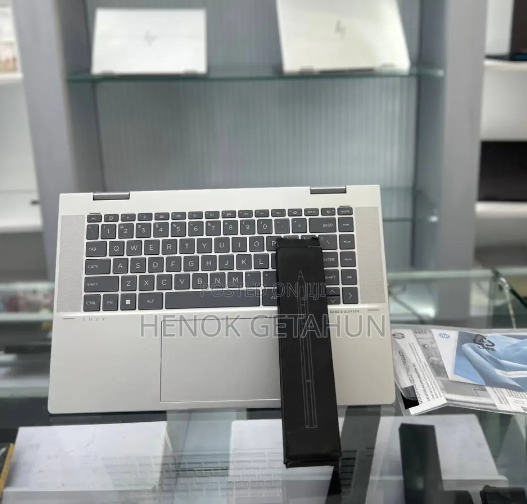 New Laptop HP Envy X360 16GB Intel Core I7 SSD 1T