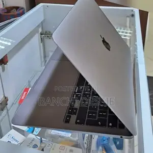 New Laptop Apple MacBook Air 2020 M1 8GB Apple M1 SSD 256GB