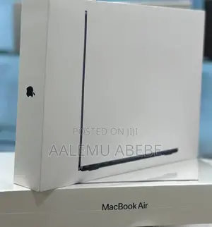 New Laptop Apple MacBook Air 2022 M2 8GB Apple M2 SSD 512GB