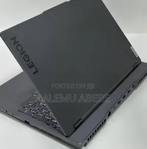 New Laptop Lenovo Legion 7 16GB AMD Ryzen 7 SSD 1T