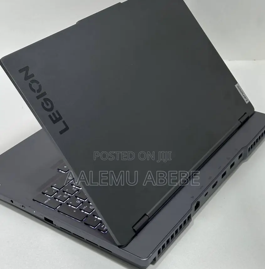 New Laptop Lenovo Legion 7 16GB AMD Ryzen 7 SSD 1T