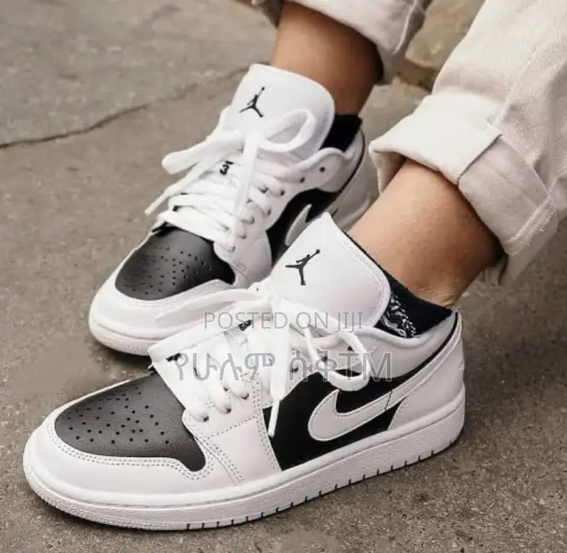 Original Nike Air Jordan 1 Low ‘Reverse Panda’ Shoes
