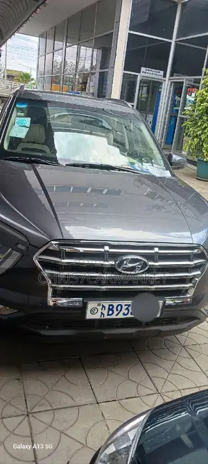 Photo - Hyundai Creta 2021 Silver
