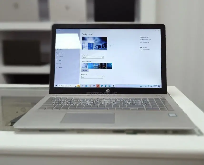 New Laptop HP Pavilion 15 8GB Intel Core I5 HDD 1T