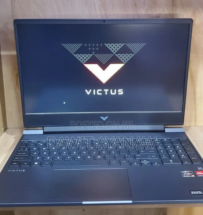 New Laptop HP 16GB AMD Ryzen 5 SSD 512GB