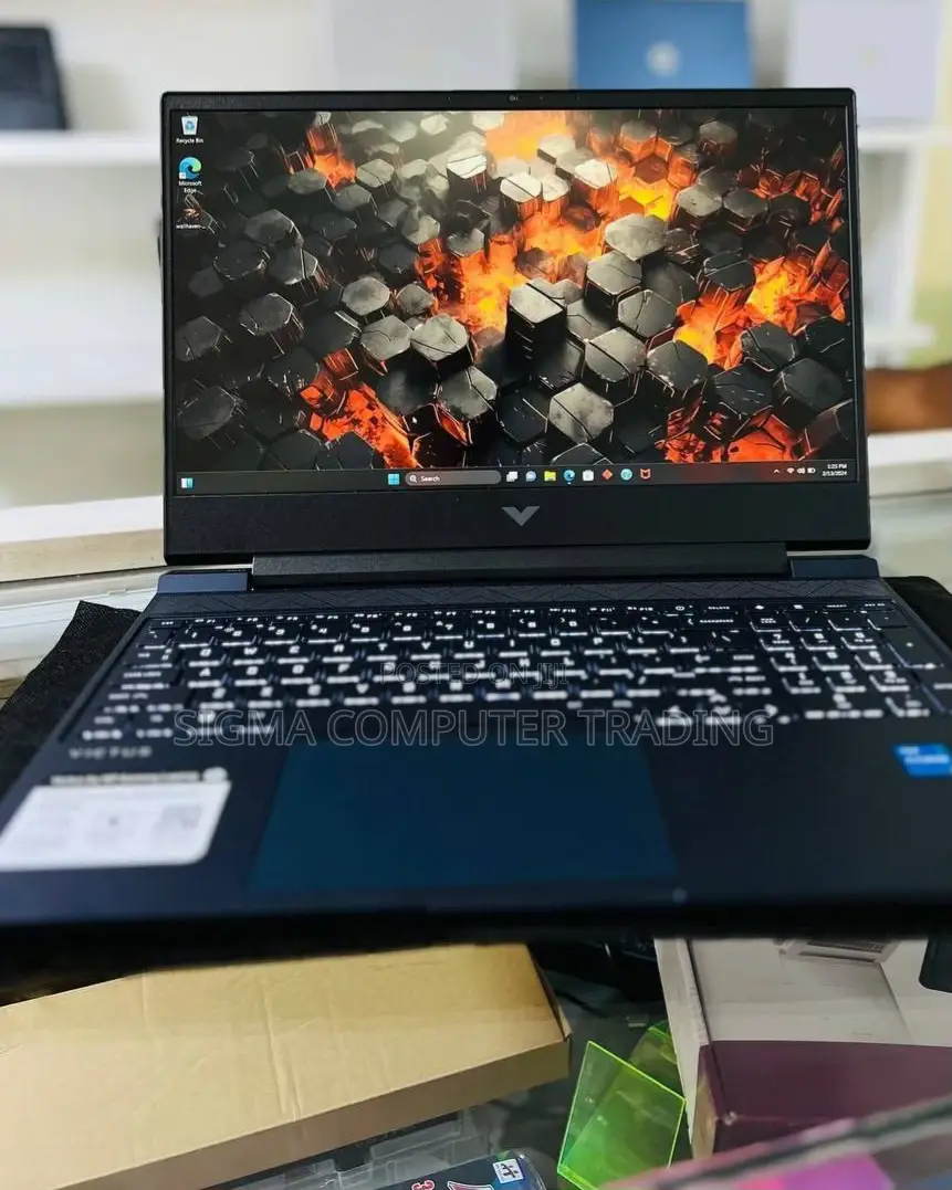 New Laptop HP Victus 15 8GB Intel Core I5 SSD 512GB