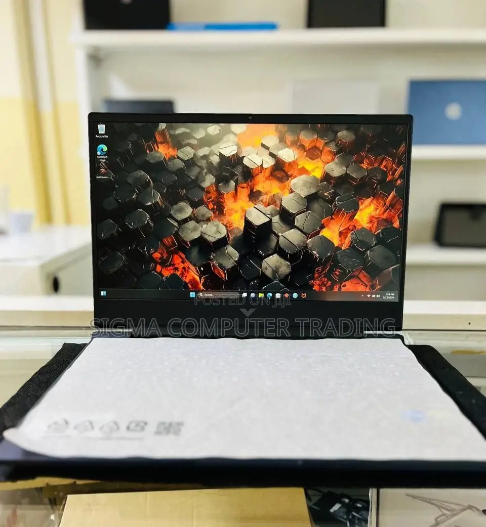 New Laptop HP Victus 15 8GB Intel Core I5 SSD 512GB