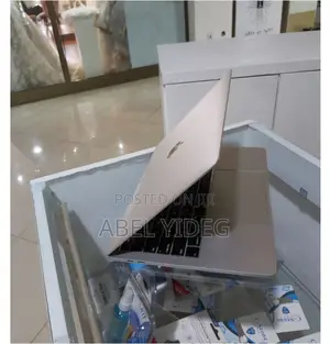 New Laptop Apple MacBook Pro 2018 16GB Intel Core I5 SSD 256GB