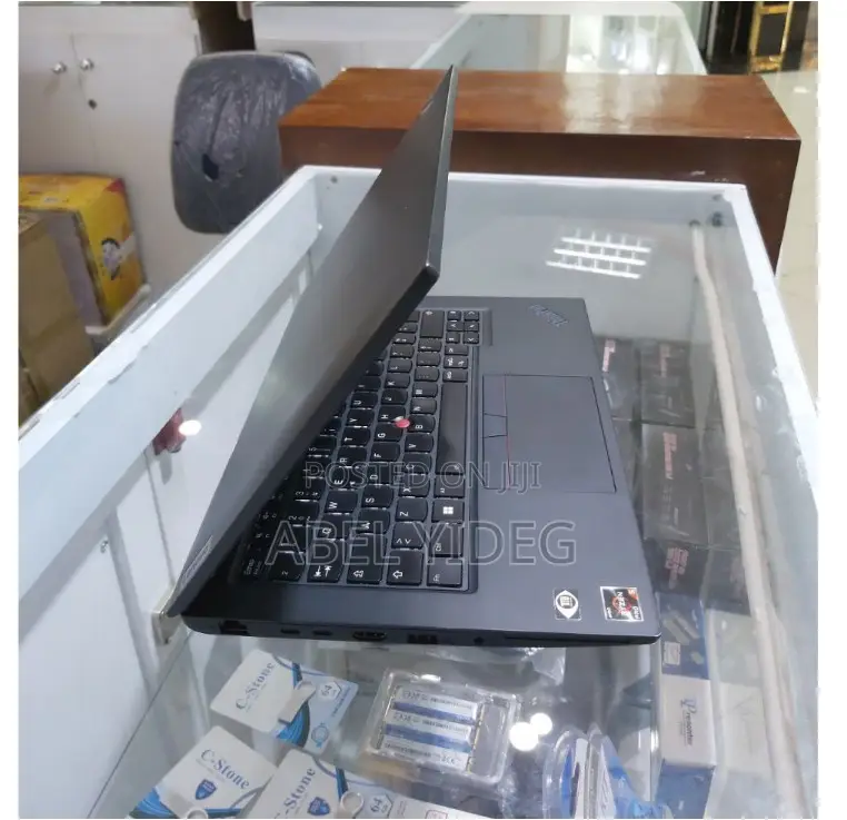 New Laptop Lenovo Thinkpad L14 16GB AMD Ryzen 5 SSD 512GB