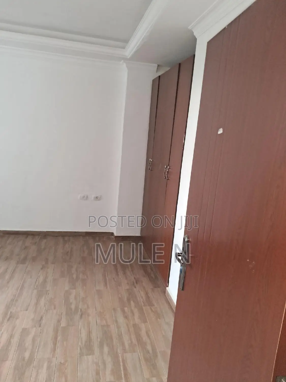 Furnished 3bdrm Apartment in ፊጋ የግል አፖራታማ, Bole for sale