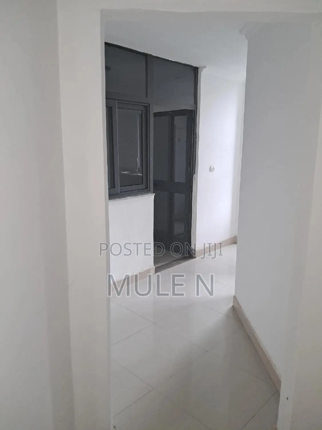 Furnished 3bdrm Apartment in ፊጋ የግል አፖራታማ, Bole for sale