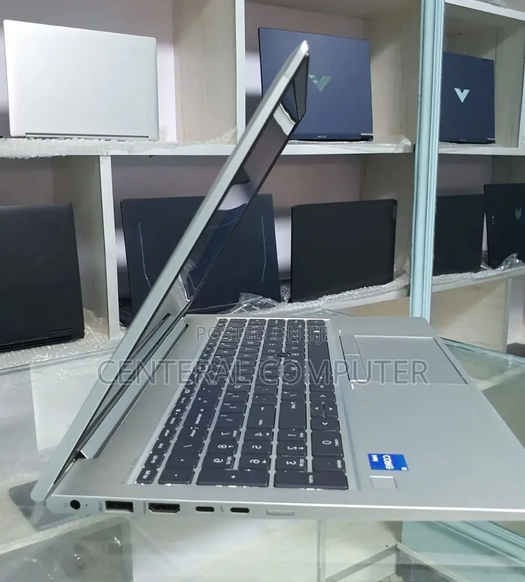 New Laptop HP EliteBook 850 G8 8GB Intel Core I5 SSD 512GB