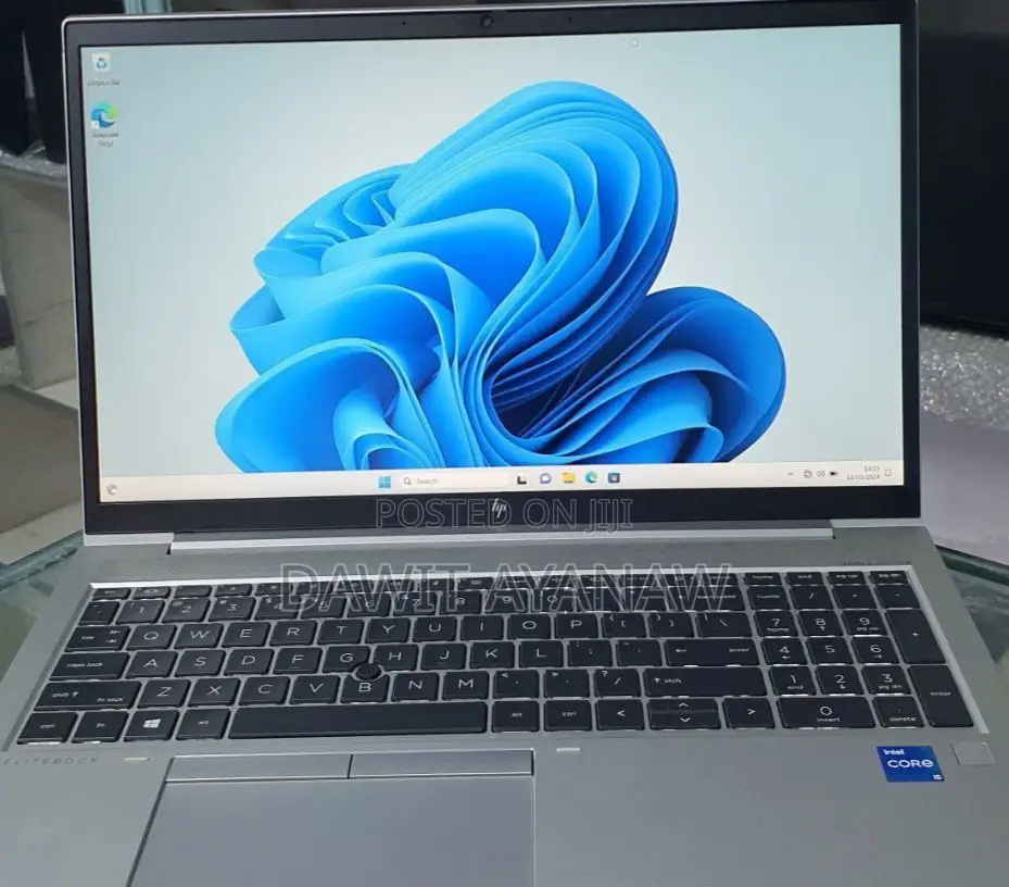 New Laptop HP 8GB Intel Core I5 SSD 512GB