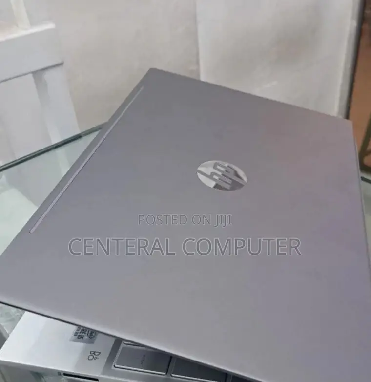 New Laptop HP Pavilion 17z 12GB Intel Core I5 SSD 512GB