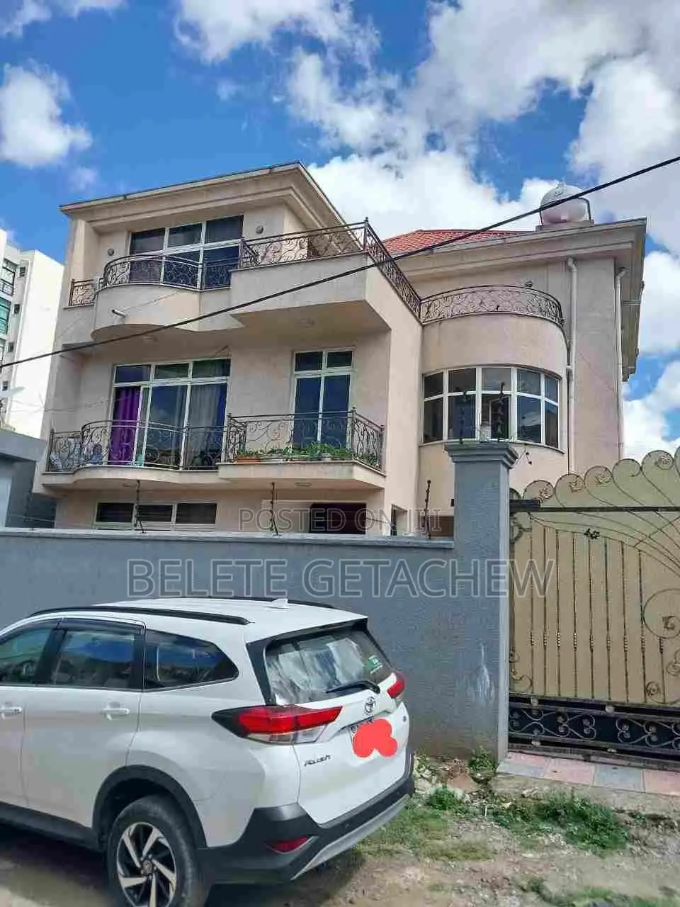 7bdrm House in Semit, B+G+2 Luxury, Bole for sale