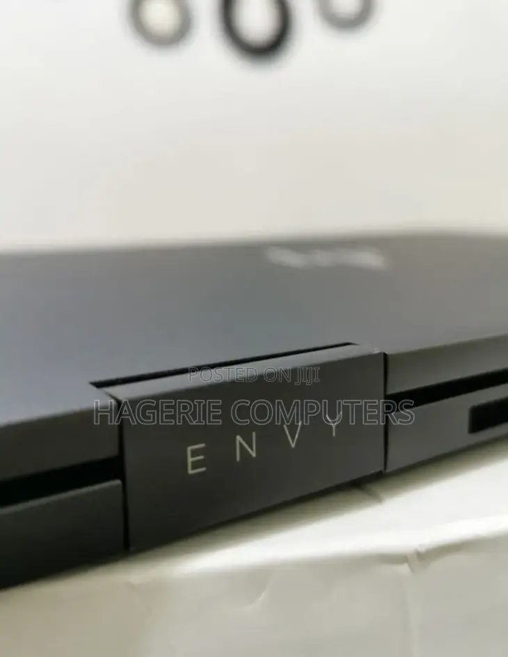 New Laptop HP Envy X360 15z 16GB AMD Ryzen 7 SSD 512GB