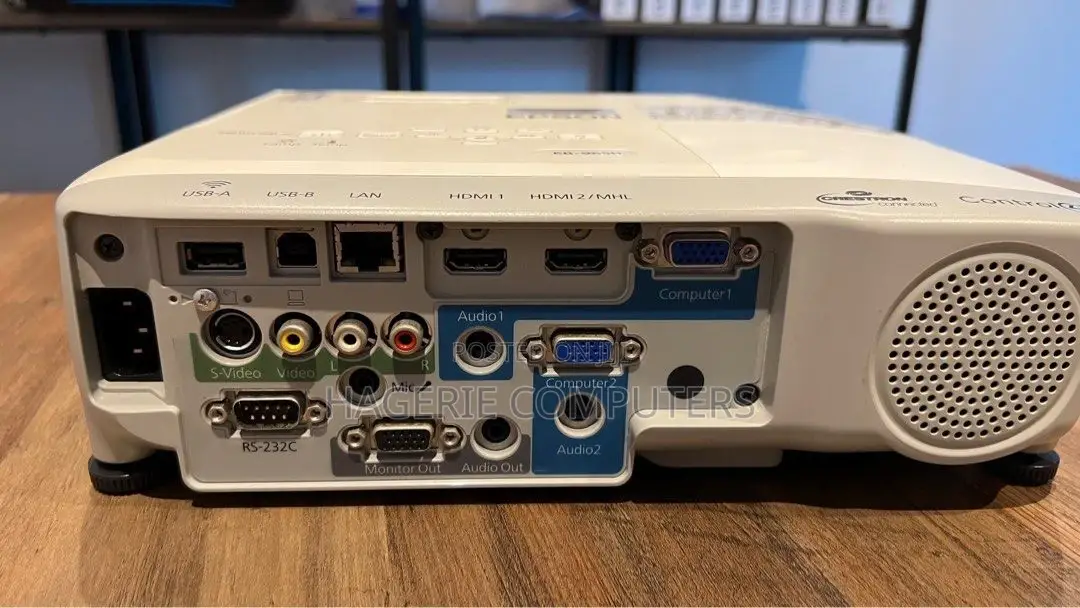 Brand New EPSON Projector X39