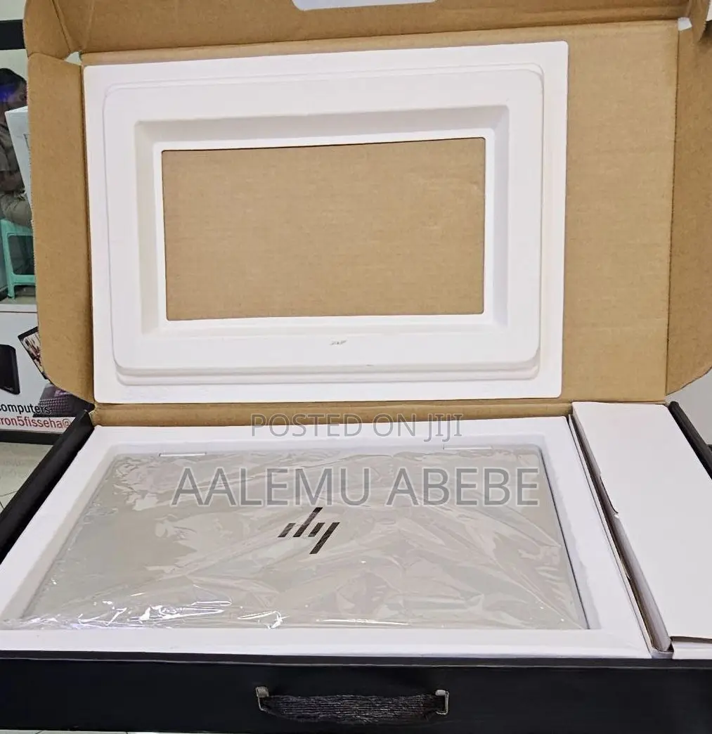 New Laptop HP Envy X360 16GB Intel Core I7 SSD 1T