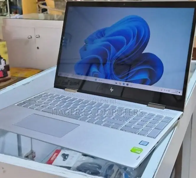 Laptop HP Envy X360 8GB Intel Core I5 SSD 512GB