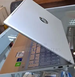 Laptop HP Pavilion 15-Eh0050wm 16GB Intel Core I7 SSD 512GB