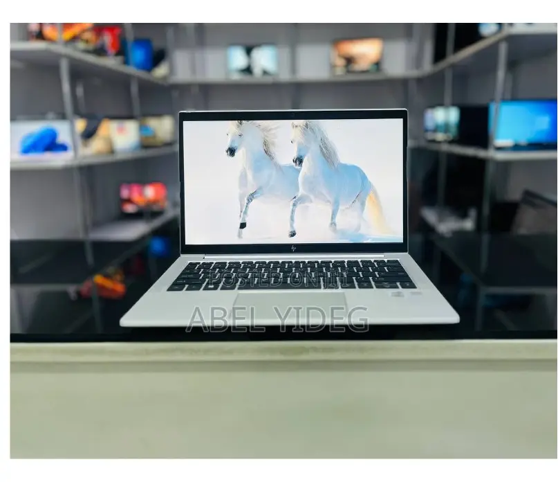 New Laptop HP EliteBook 830 16GB Intel Core I7 SSD 512GB