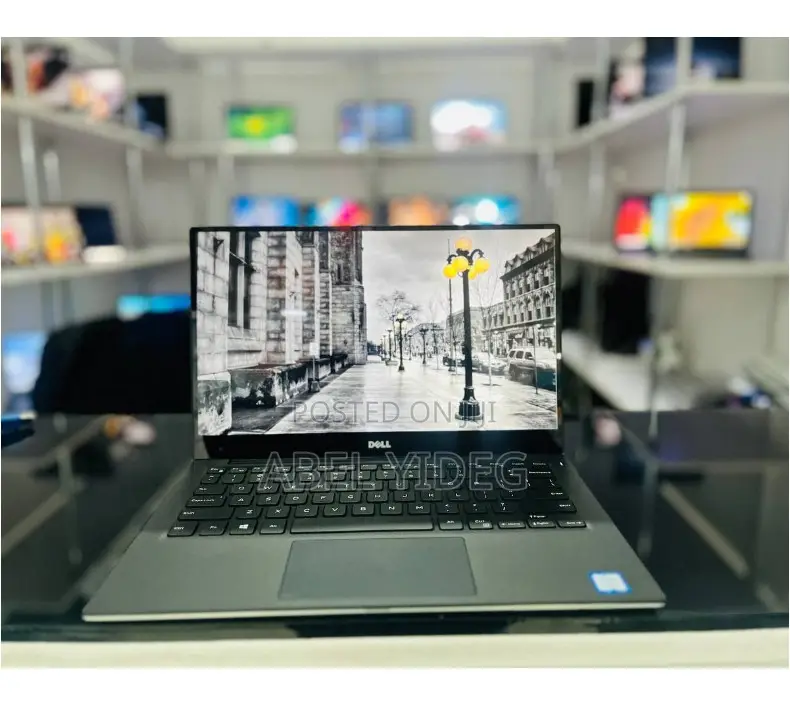 New Laptop Dell XPS 13 16GB Intel Core I7 SSD 512GB