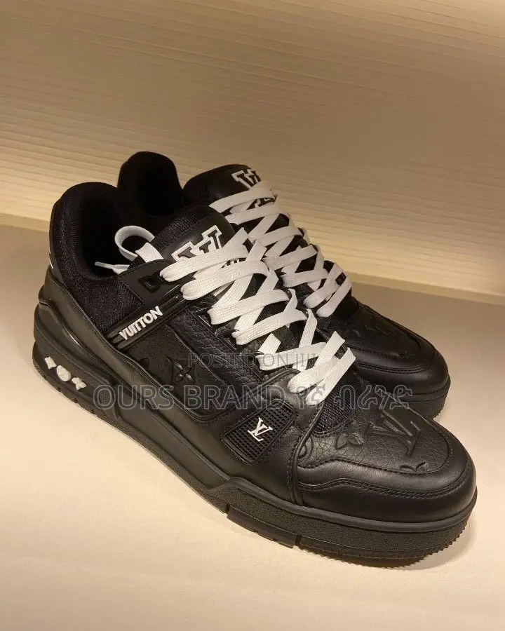 High Master Quality Louis Vuitton Trainer's Low Cut Shoes