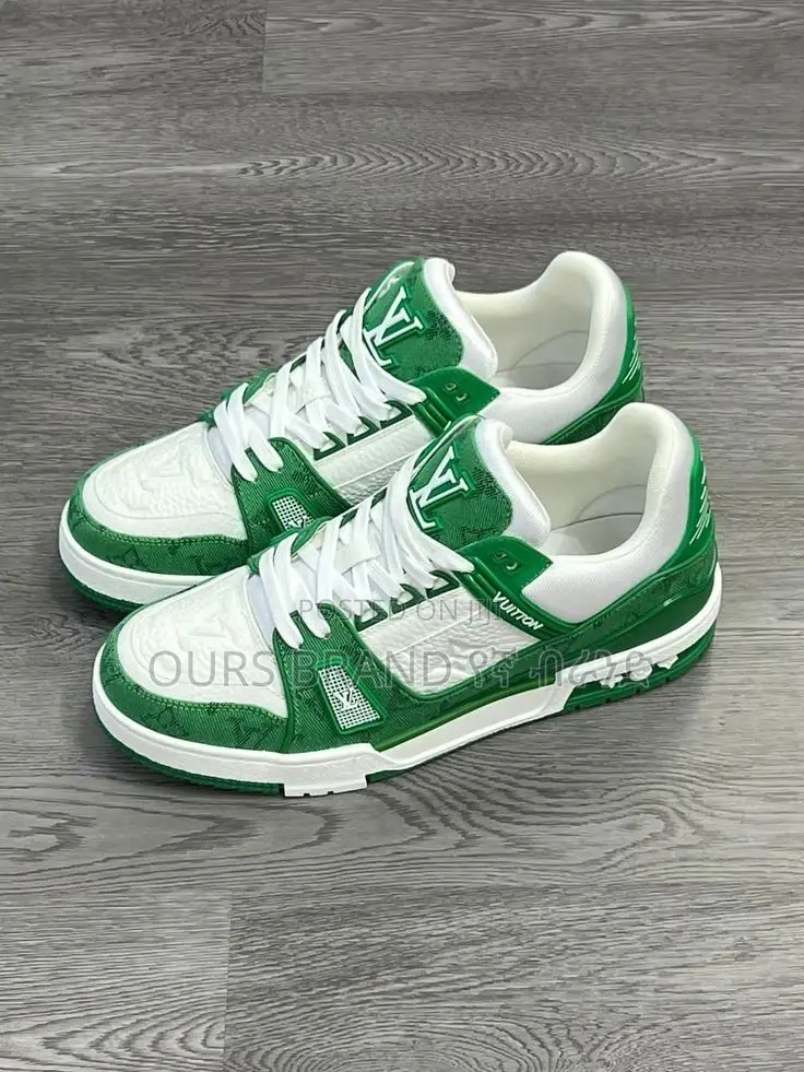 High Master Quality Louis Vuitton Trainer's Low Cut Shoes