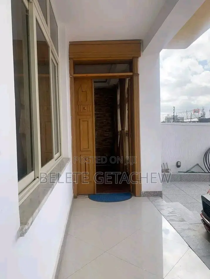 2bdrm Apartment in Ayat Square, Yeka for sale