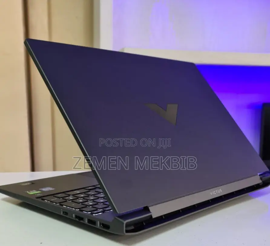 New Laptop HP 16GB Intel Core I7 SSD 512GB